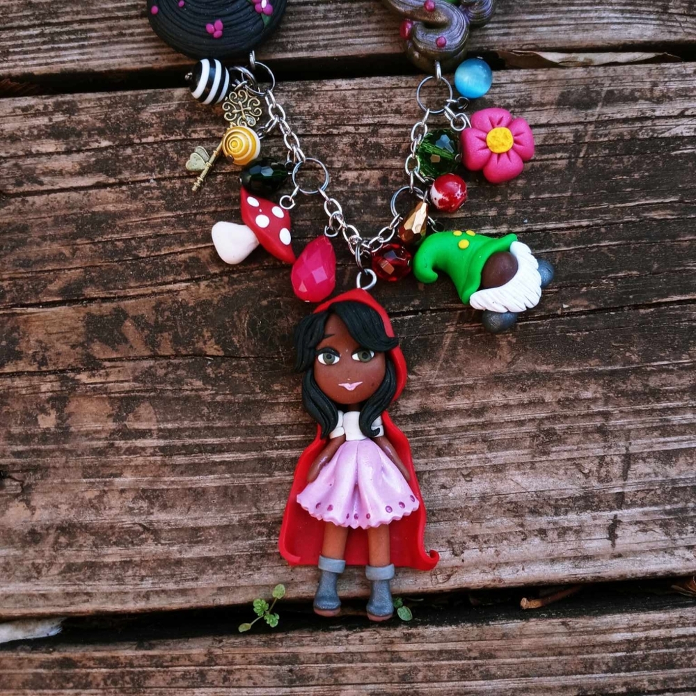 ❤🌹Red Riding 🍄Hood 🐺Necklace 🐺 - Picture 6 of 6